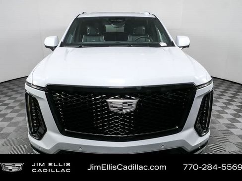 Used 2026 Cadillac Escalade ESV Platinum Sport w/ LPO, ONYX Package AWD/4WD image 20