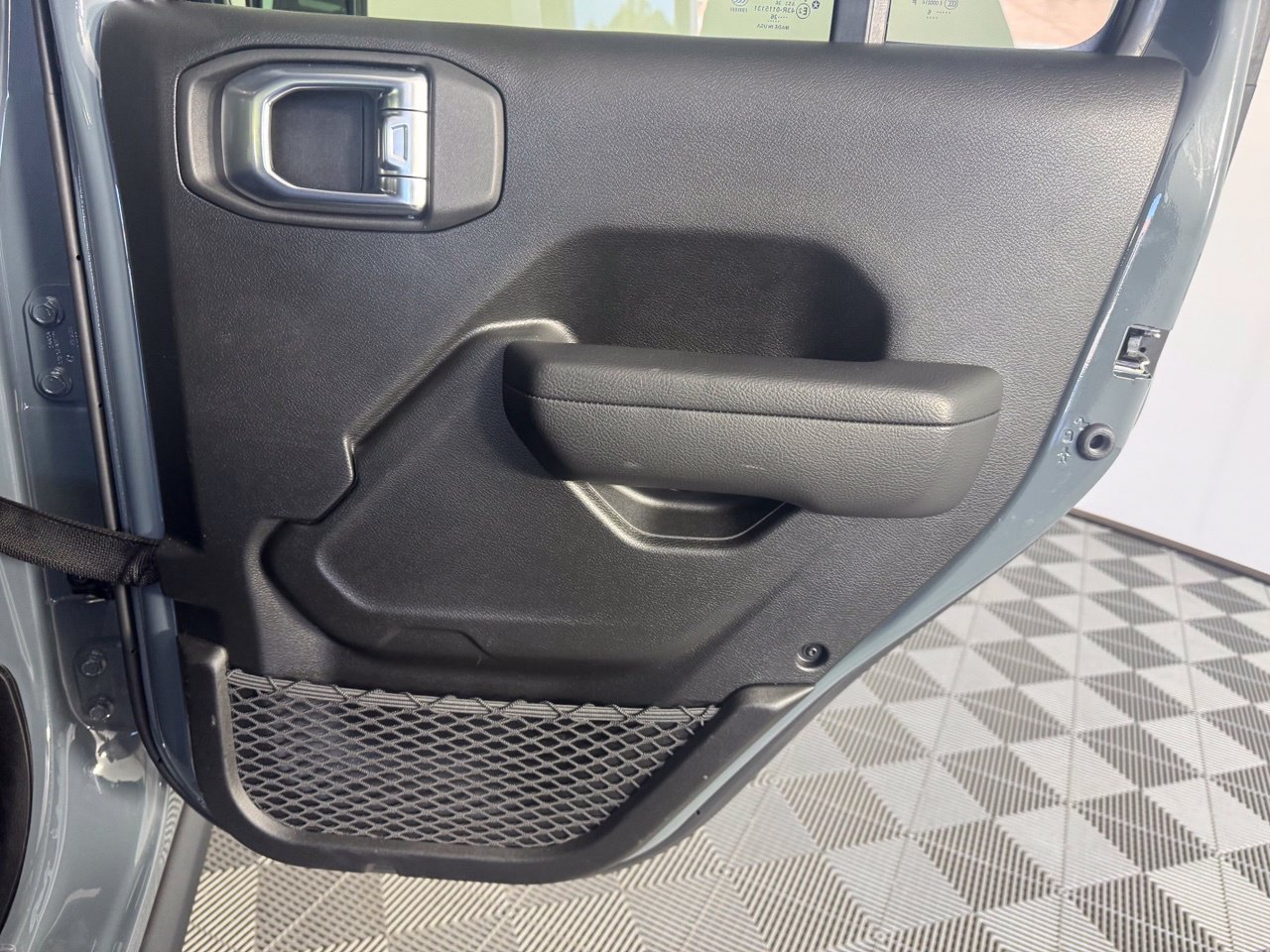 Used 2026 Jeep Wrangler Unlimited Rubicon AWD/4WD image 28
