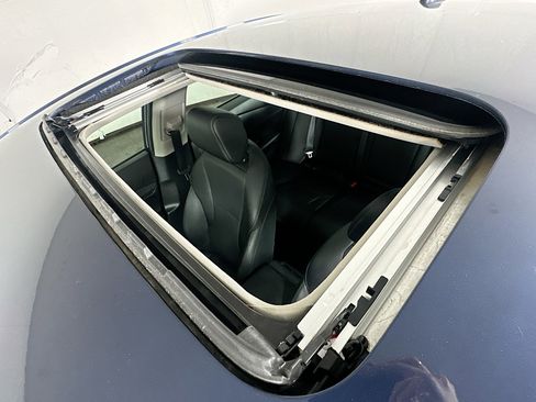 Used 2023 Honda Accord EX-L image 21