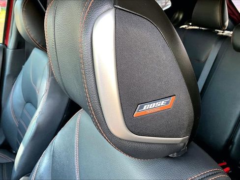 Used 2020 Nissan Kicks SR w/ SR Premium Package image 38