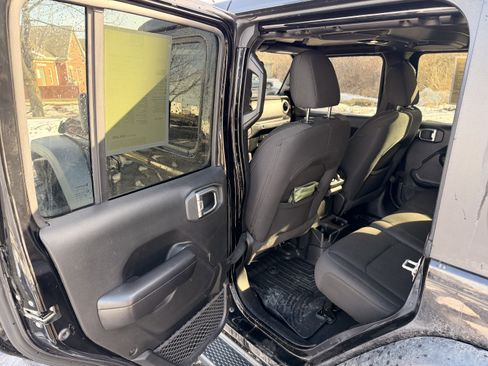 Used 2020 Jeep Wrangler Unlimited Sport S image 11