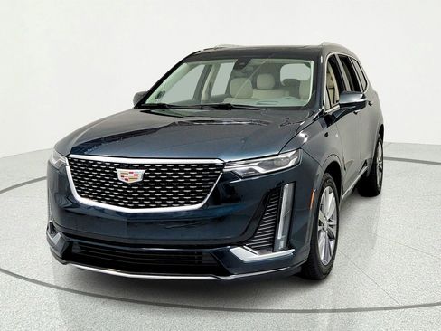 Certified 2024 Cadillac XT6 Premium Luxury w/ Technology Package AWD/4WD image 8