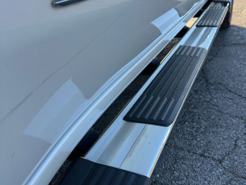 Used 2022 GMC Sierra 1500 SLT image 7