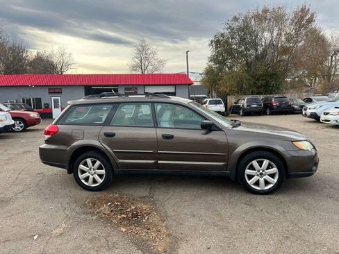 Used 2008 Subaru Outback 2.5i image 5