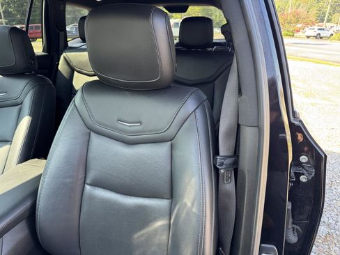 Used 2020 Cadillac XT6 Premium Luxury AWD/4WD image 32