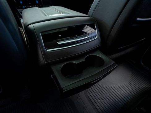 Used 2025 Cadillac Escalade ESV Sport w/ LPO, ONYX Package AWD/4WD image 53