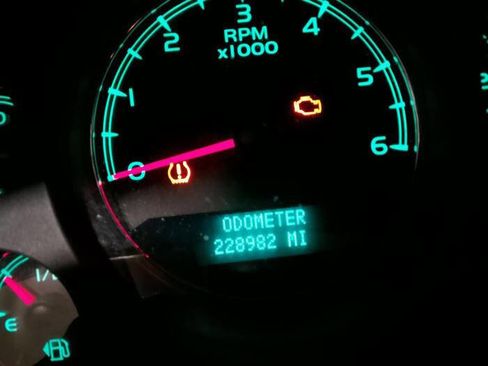 Used 2007 Chevrolet Avalanche LT w/ LT Preferred Equipment Group AWD/4WD image 45