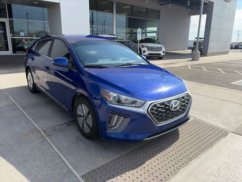 Used 2020 Hyundai Ioniq SE FWD image 7