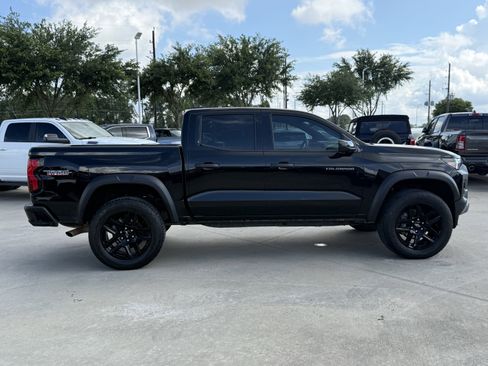 Used 2024 Chevrolet Colorado Trail Boss AWD/4WD image 3
