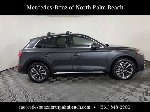 Used 2021 Audi Q5 2.0T Premium w/ Convenience Package AWD/4WD image 7