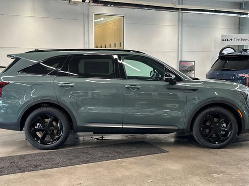 New 2026 Kia Sorento SX Prestige AWD/4WD image 2