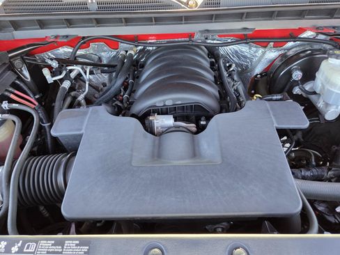 Used 2018 Chevrolet Silverado 1500 LT w/ All Star Edition AWD/4WD image 23