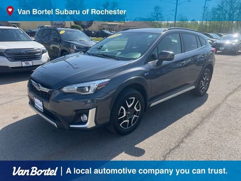 Used 2020 Subaru Crosstrek Hybrid w/ Moonroof Package w/Navigation AWD/4WD image 1
