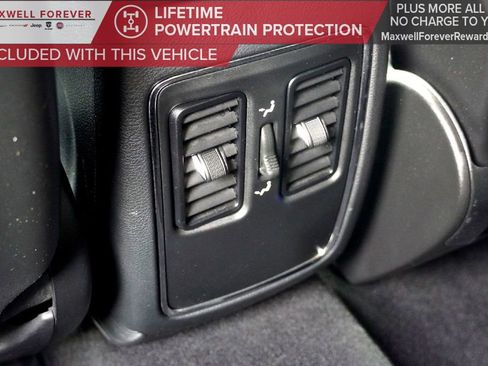 Used 2019 Dodge Durango SXT w/ 3rd Row Seating Group image 22