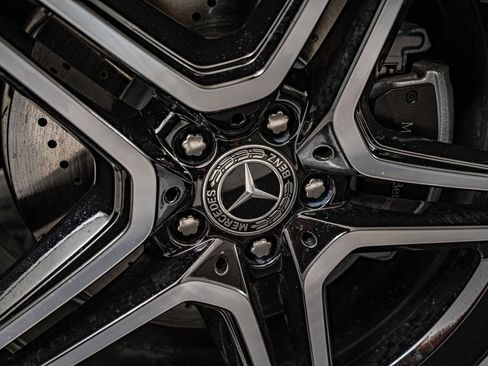 New 2026 Mercedes-Benz GLS 450 4MATIC image 11