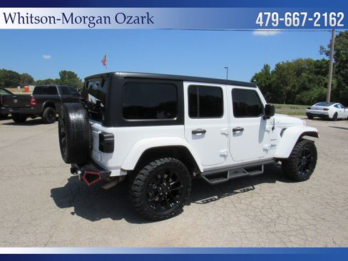 Used 2023 Jeep Wrangler Unlimited Sahara AWD/4WD image 17