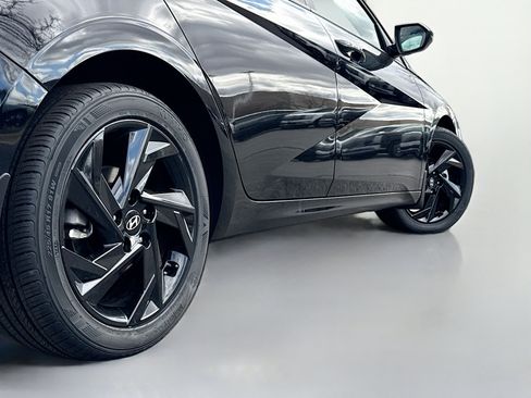 New 2026 Hyundai Elantra Sport FWD image 13