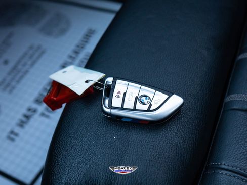 Used 2019 BMW 540i w/ M Sport Package image 58