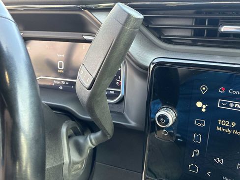 Certified 2024 GMC Sierra 2500 AT4 w/ AT4 Preferred Package image 15