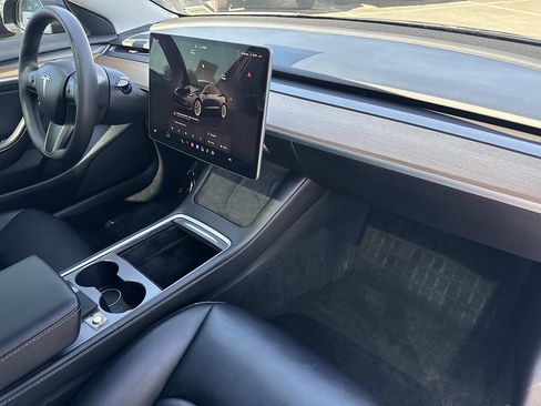 Used 2023 Tesla Model 3 Standard Range RWD image 36