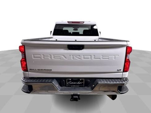 Used 2025 Chevrolet Silverado 2500 LT w/ Convenience Package image 9