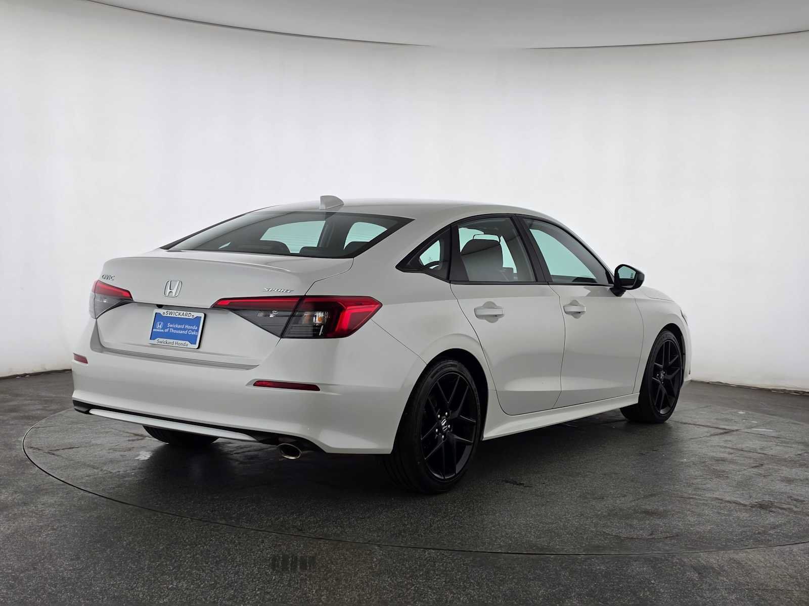 Used 2024 Honda Civic Sport image 3