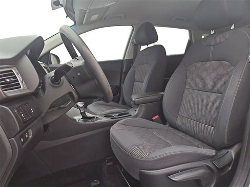 Used 2017 Kia Niro LX image 12