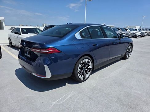 New 2026 BMW i5 eDrive40 RWD image 4