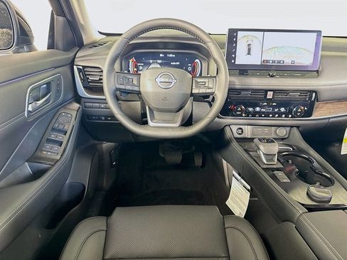 New 2026 Nissan Rogue Platinum w/ Platinum Premium Package image 25