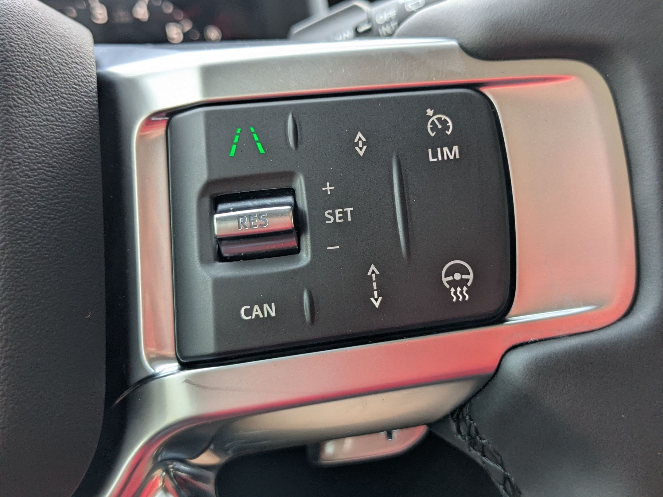 New 2026 Land Rover Discovery Limited Edition AWD/4WD image 18