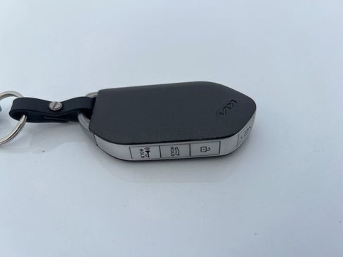 Certified 2025 Kia K5 GT-Line image 30