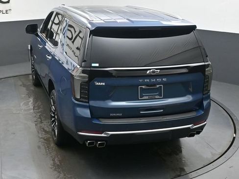 Used 2025 Chevrolet Tahoe High Country AWD/4WD image 59