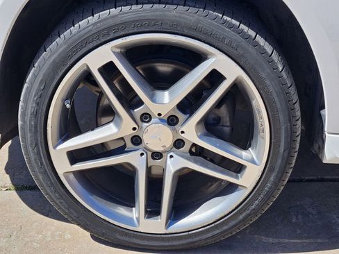 Used 2015 Mercedes-Benz GLK 350 2WD image 11