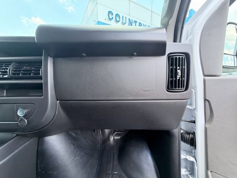 New 2026 Chevrolet Express 2500 w/ Driver Convenience Package RWD image 19