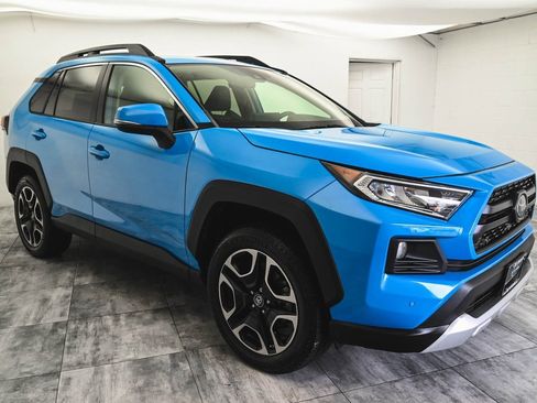 Used 2019 Toyota RAV4 Adventure w/ Advanced Technology Package image 3