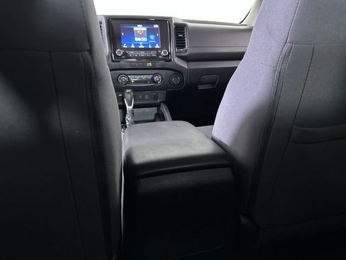 Used 2022 Nissan Frontier S image 43