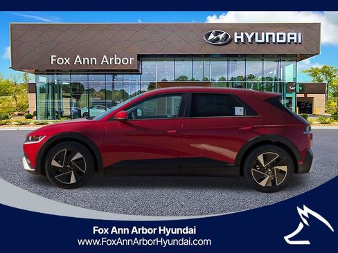 New 2026 Hyundai Ioniq 5 SEL image 2