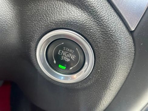 Used 2019 GMC Sierra 1500 SLT w/ SLT Premium Package AWD/4WD image 10