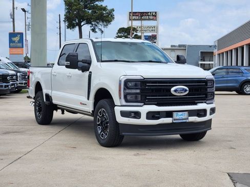 New 2026 Ford F250 Platinum AWD/4WD image 2