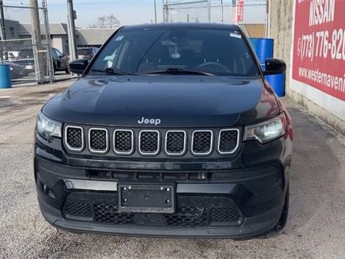 Used 2023 Jeep Compass Sport image 25