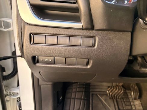 Used 2021 Nissan Rogue S AWD/4WD image 26