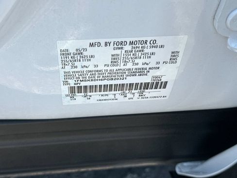 Certified 2023 Ford Explorer XLT w/ Equipment Group 202A AWD/4WD image 28