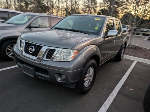 Used 2016 Nissan Frontier SV w/ SV Value Truck Package image 3