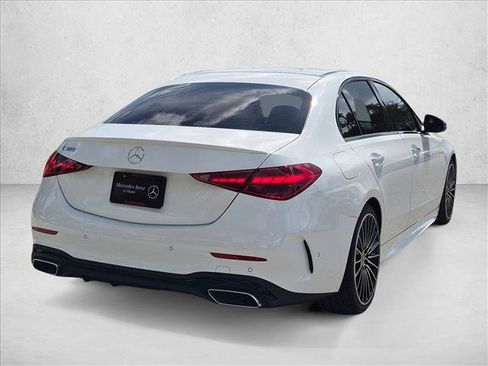 Used 2022 Mercedes-Benz C 300 Sedan image 5