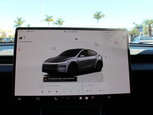 Used 2026 Tesla Model Y Long Range image 20