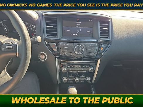 Used 2017 Nissan Pathfinder S AWD/4WD image 19