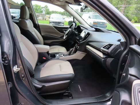 Used 2022 Subaru Forester Limited AWD/4WD image 22