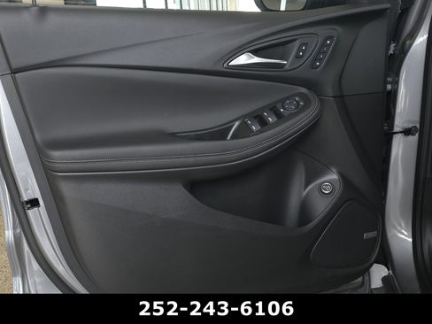 Used 2025 Buick Encore GX Avenir w/ Avenir Technology Package AWD/4WD image 26