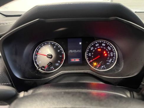 Used 2021 Toyota RAV4 LE w/ Carpet Mat Package (TMS) image 26