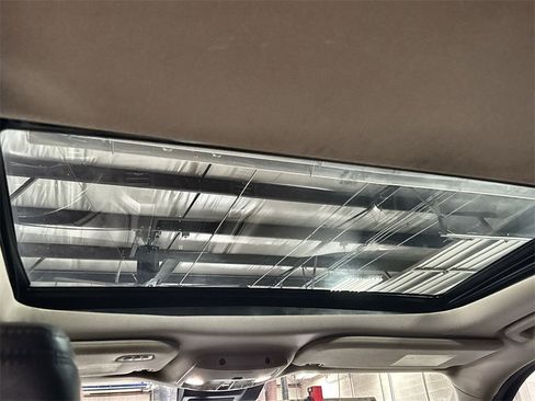 Used 2018 Ford Expedition Platinum image 26